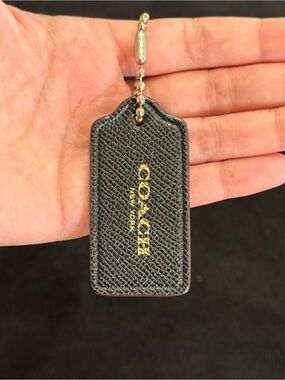 2.25” Medium Modern Coach Leather Key Fob Bag Charm Keychain Hang Tag/Hangtag